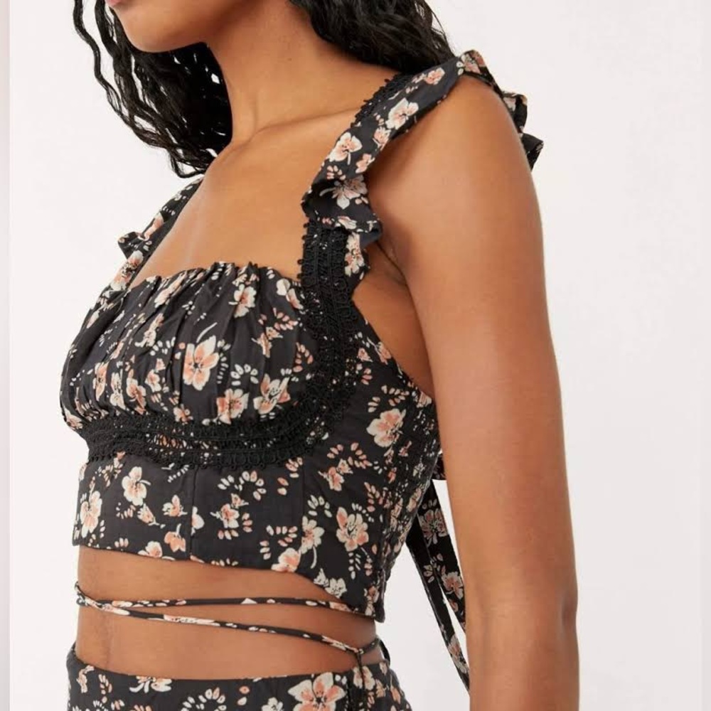 NWT Free People Bijou Top Black Lace Floral Tie Up Ruched Crop